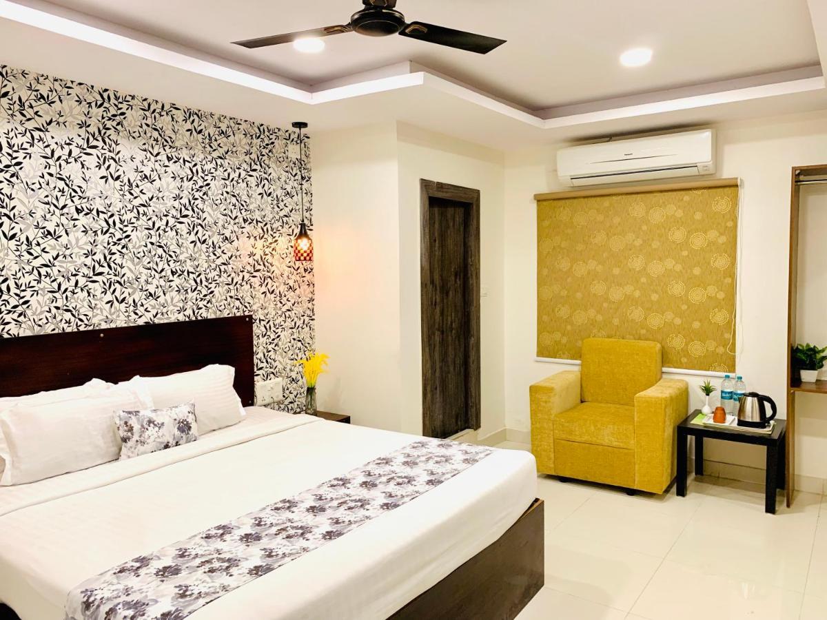 Hotel Oak By Signature Airport Zone Hyderabad Shamshabad Eksteriør billede