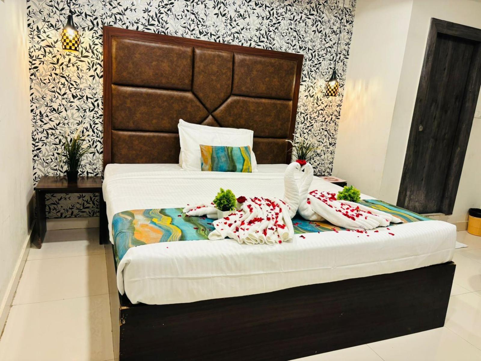 Hotel Oak By Signature Airport Zone Hyderabad Shamshabad Eksteriør billede