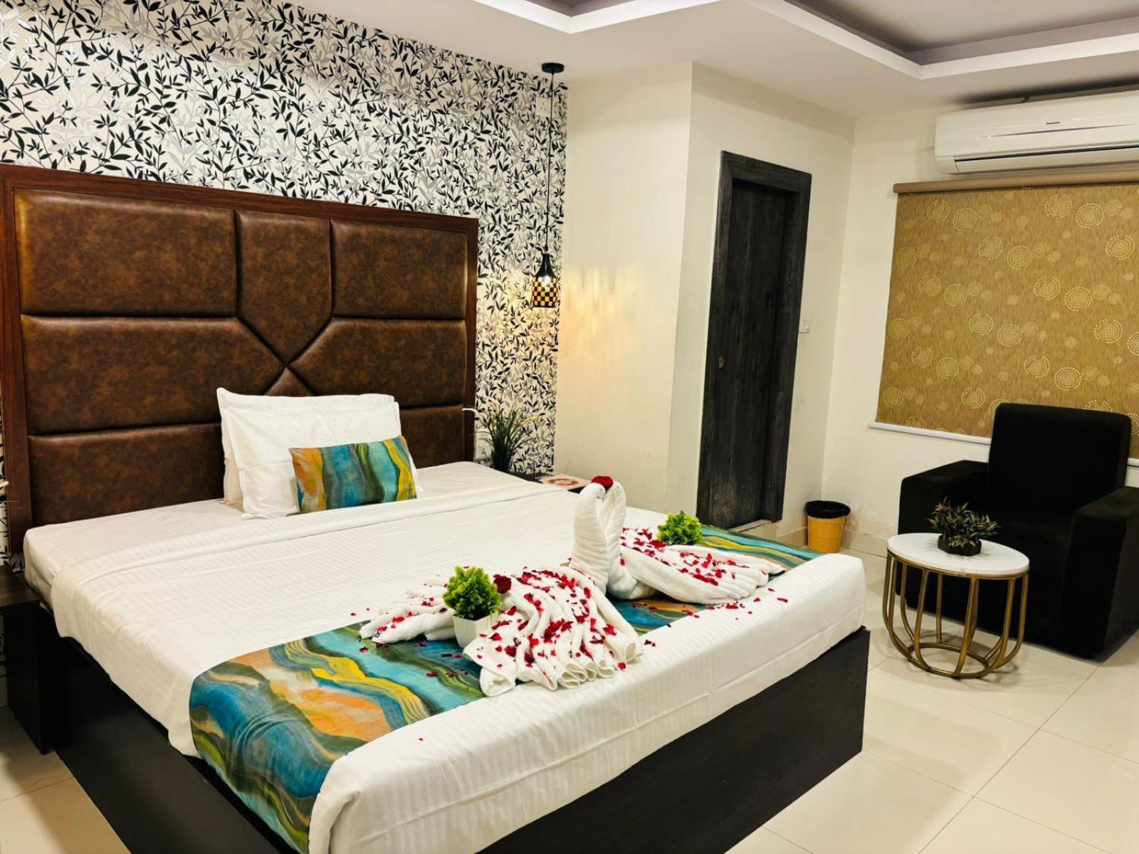 Hotel Oak By Signature Airport Zone Hyderabad Shamshabad Eksteriør billede