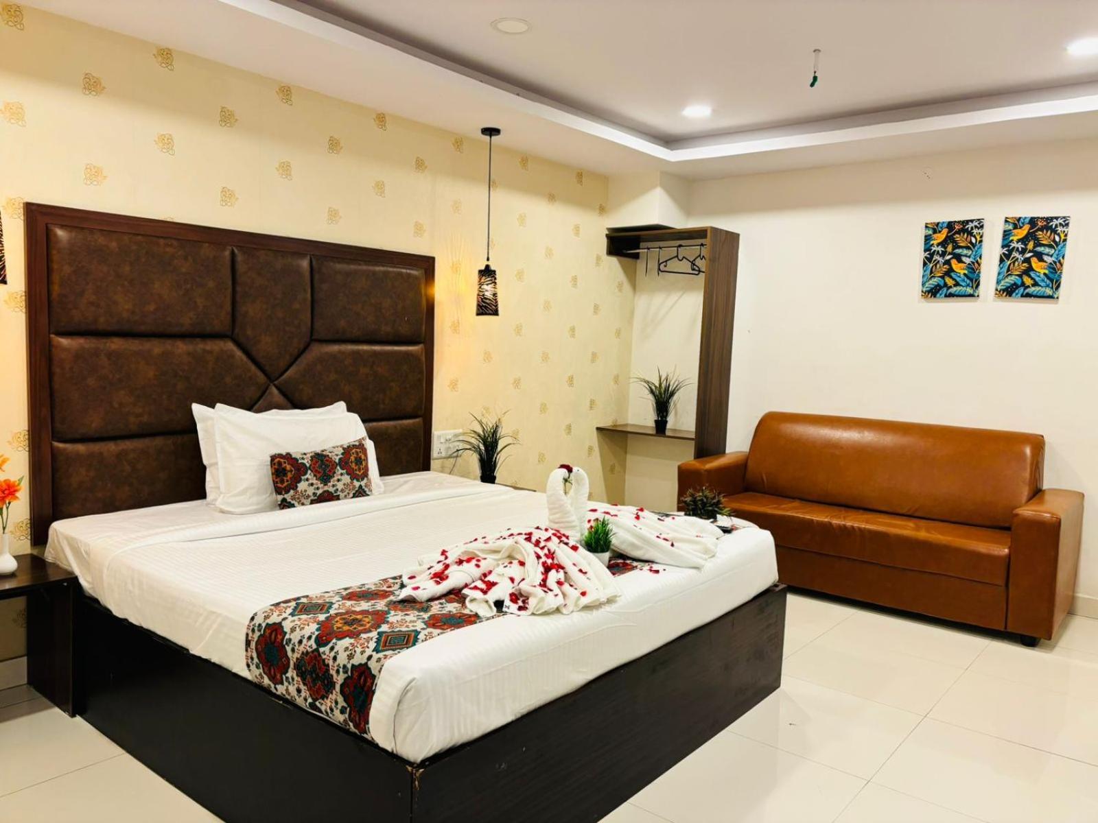 Hotel Oak By Signature Airport Zone Hyderabad Shamshabad Eksteriør billede